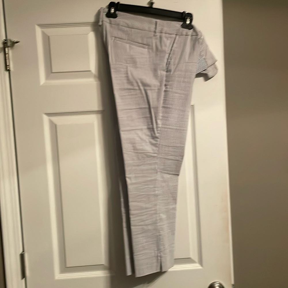 Capri Sear Sucker Pants